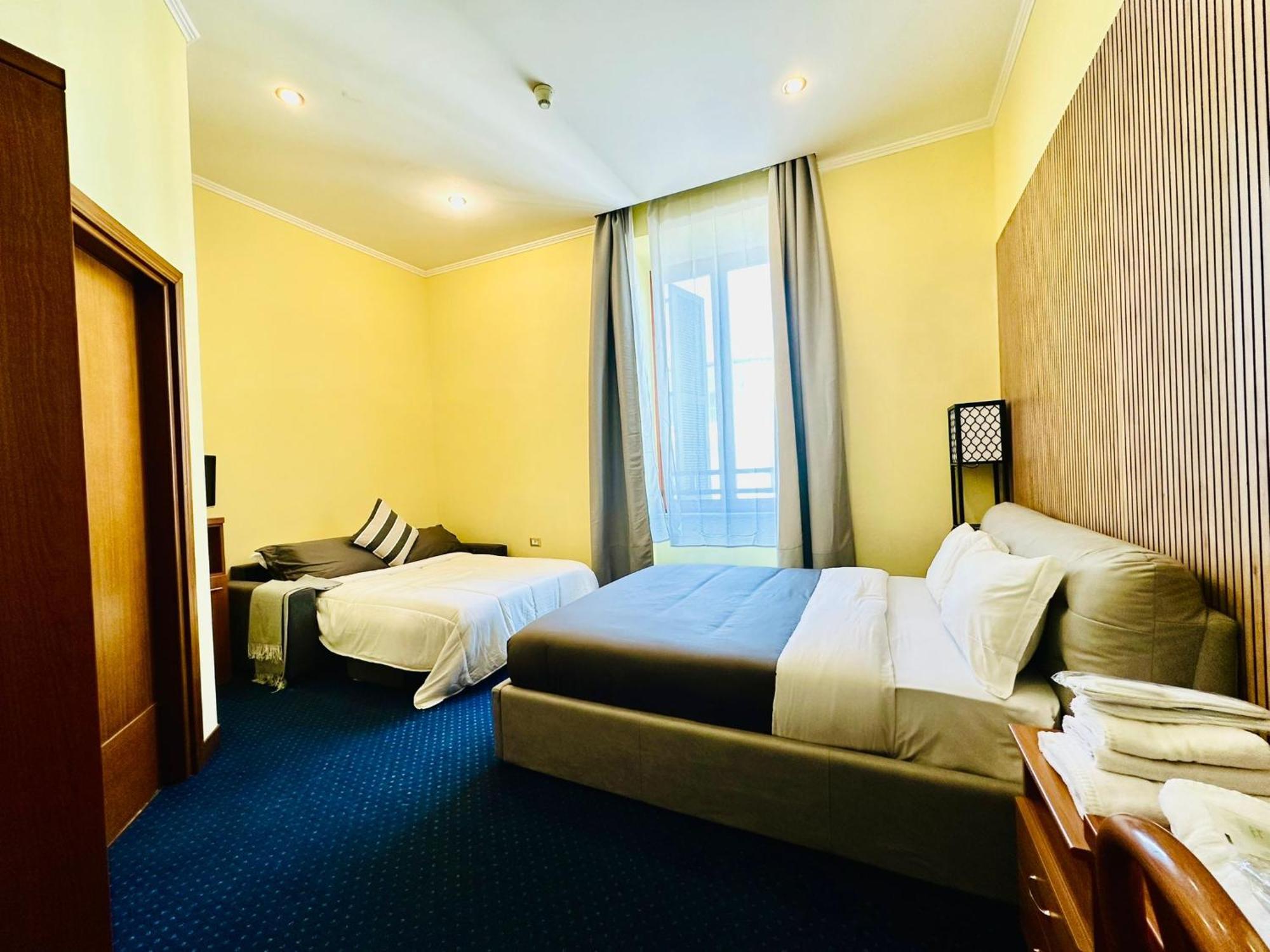 Hotel Rome Place Exteriör bild